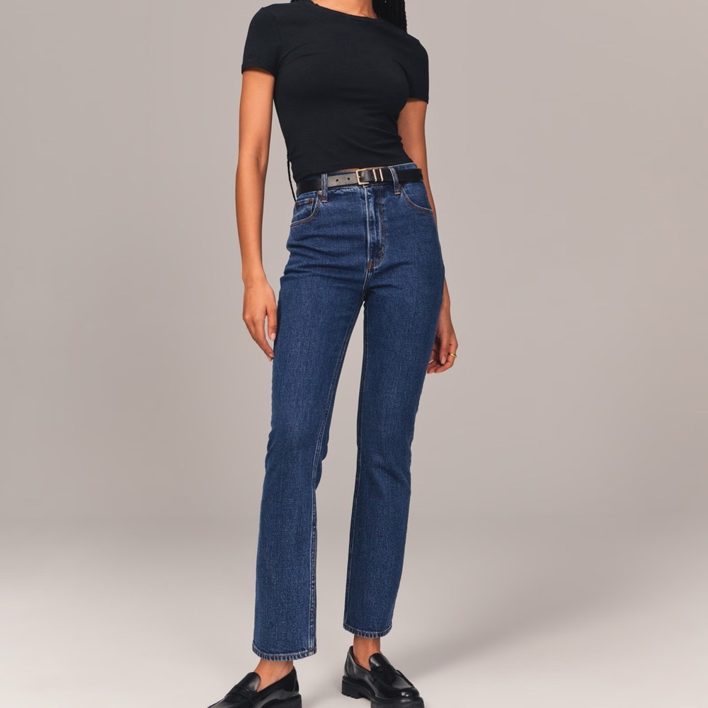 Abercrombie Ultra High Rise Ankle Straight